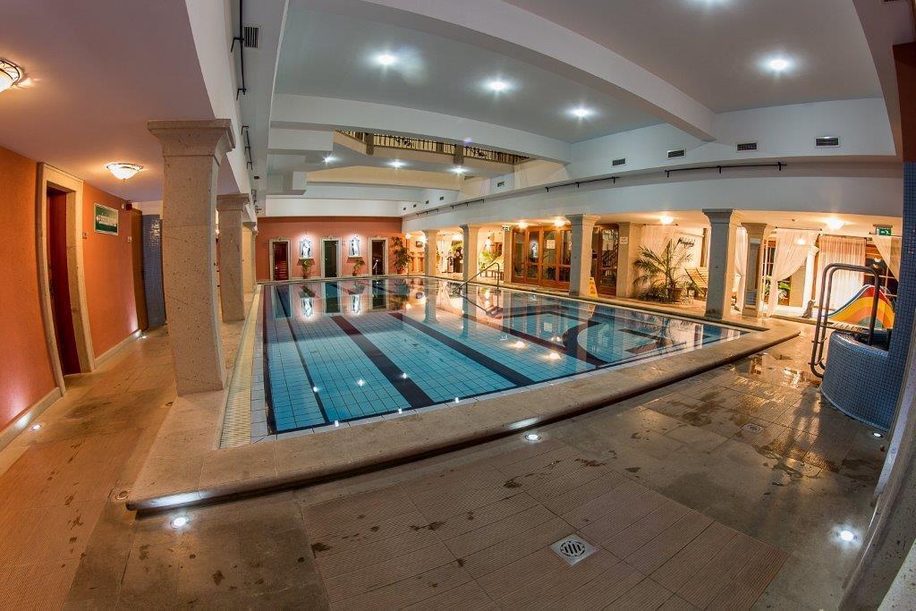 Demjén Egri Korona Borhaz Es Wellness Hotel מראה חיצוני תמונה