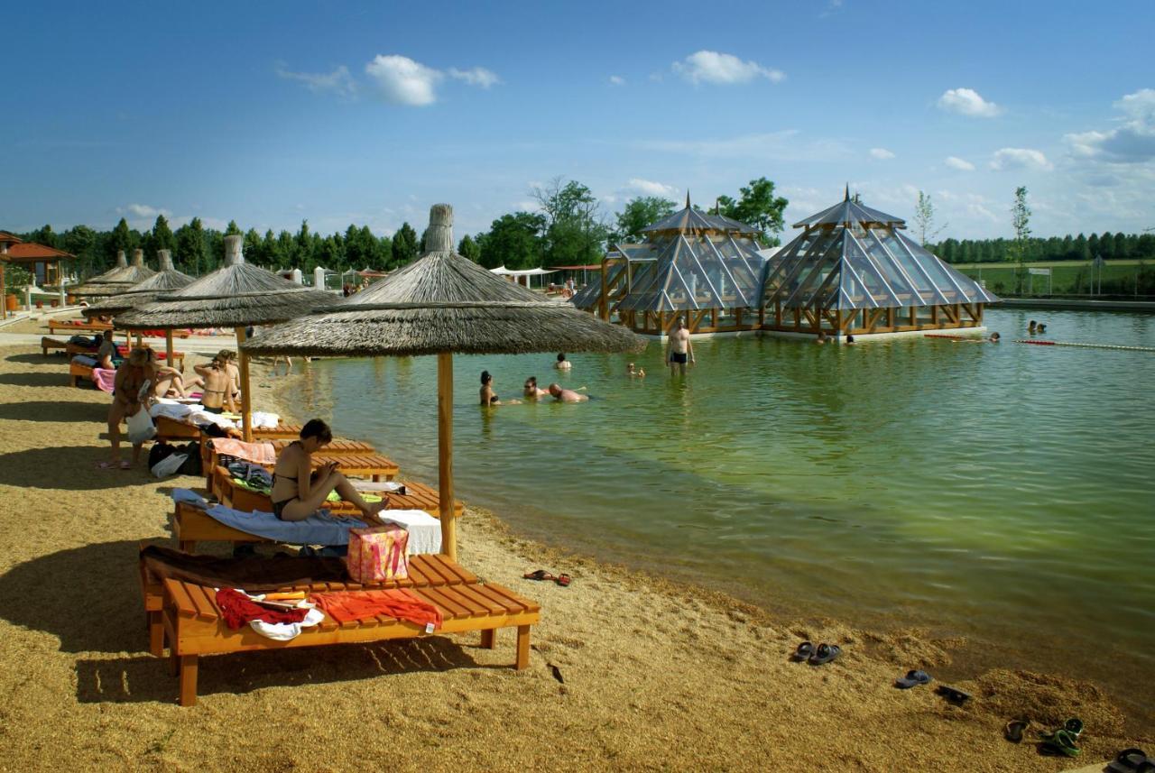 Demjén Egri Korona Borhaz Es Wellness Hotel מראה חיצוני תמונה