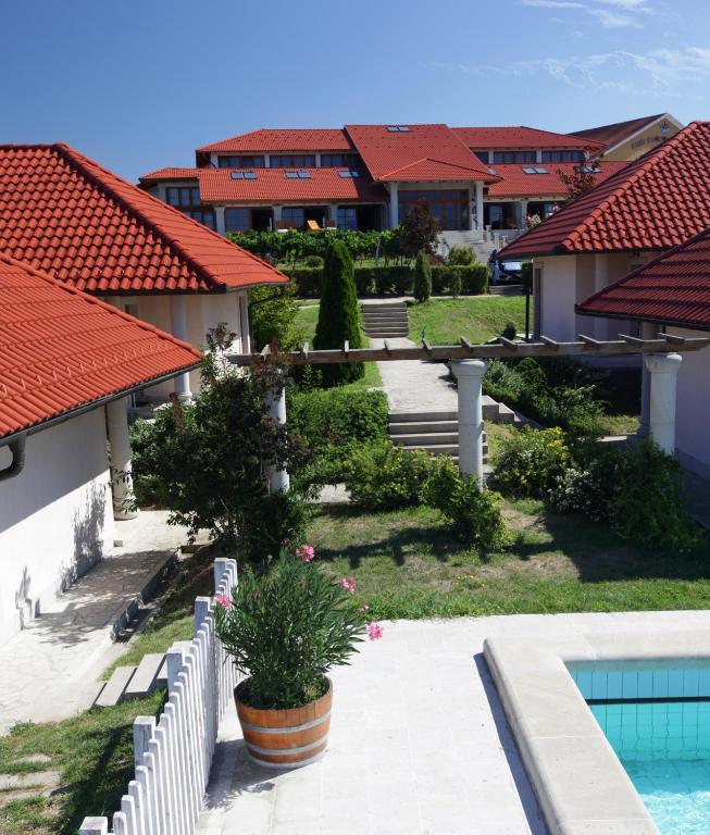 Demjén Egri Korona Borhaz Es Wellness Hotel מראה חיצוני תמונה