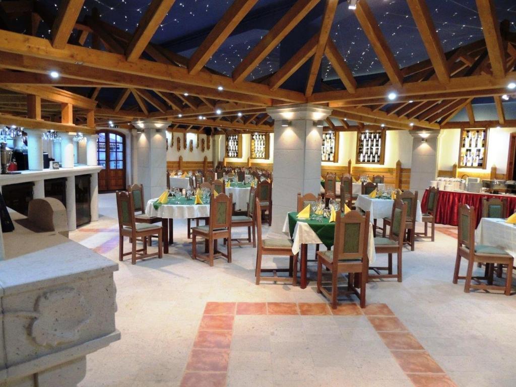 Demjén Egri Korona Borhaz Es Wellness Hotel מראה חיצוני תמונה